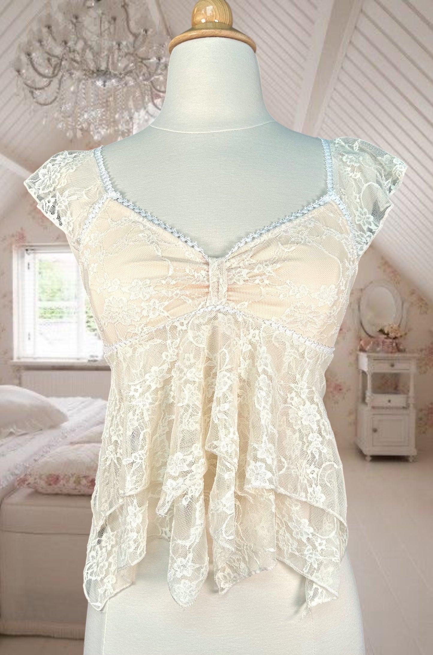 Fairy-Like Lace Top